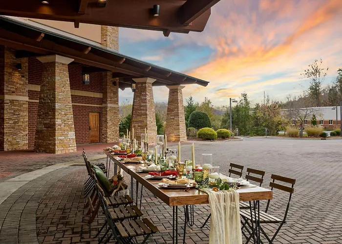 Meadowview Marriott Conference Resort And Convention Center