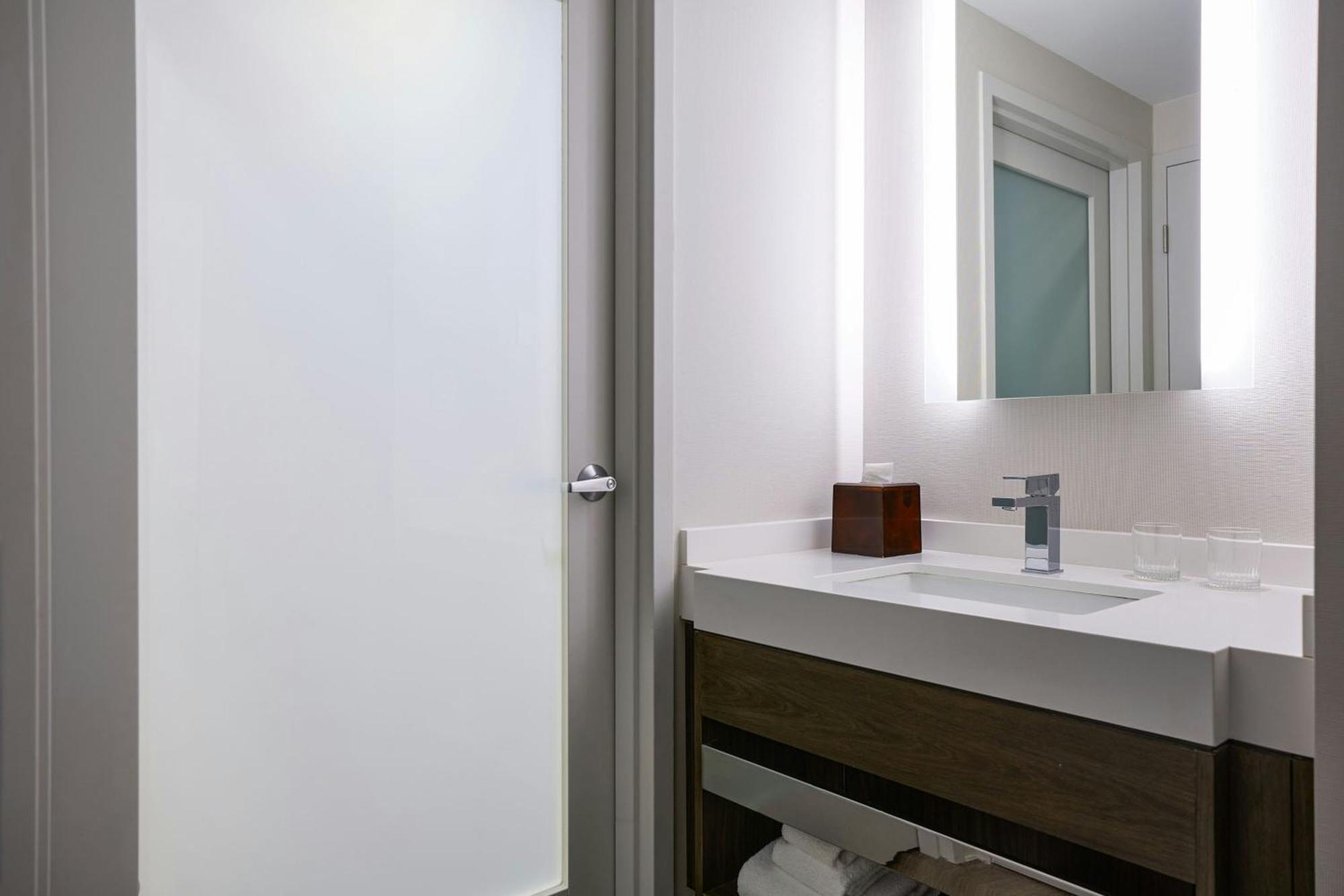 Meadowview Marriott Conference And Convention Center Resort 3*