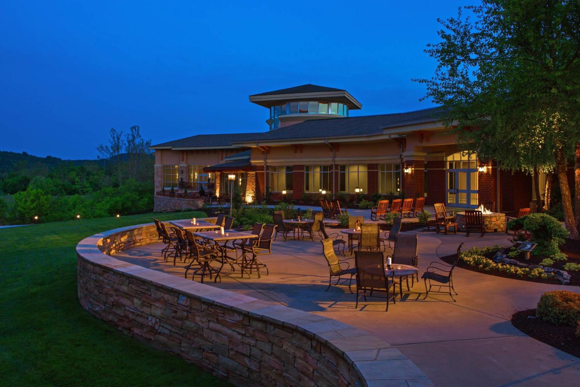 Meadowview Marriott Conference And Convention Center Resort 3*