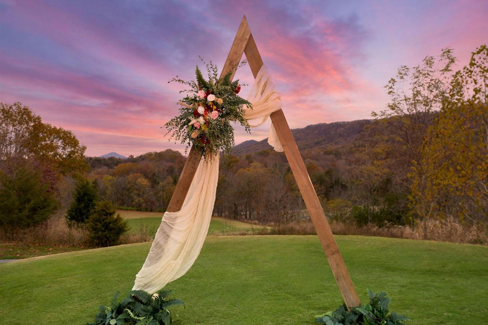Meadowview Marriott Conference And Convention Center Resort