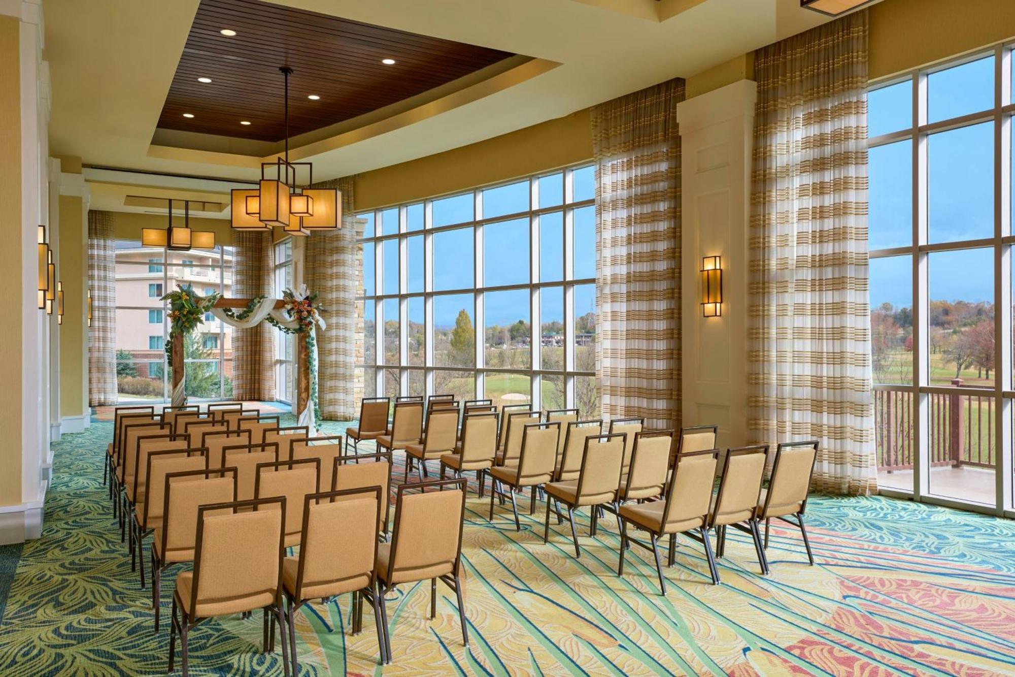 Resort Meadowview Marriott Conference And Convention Center